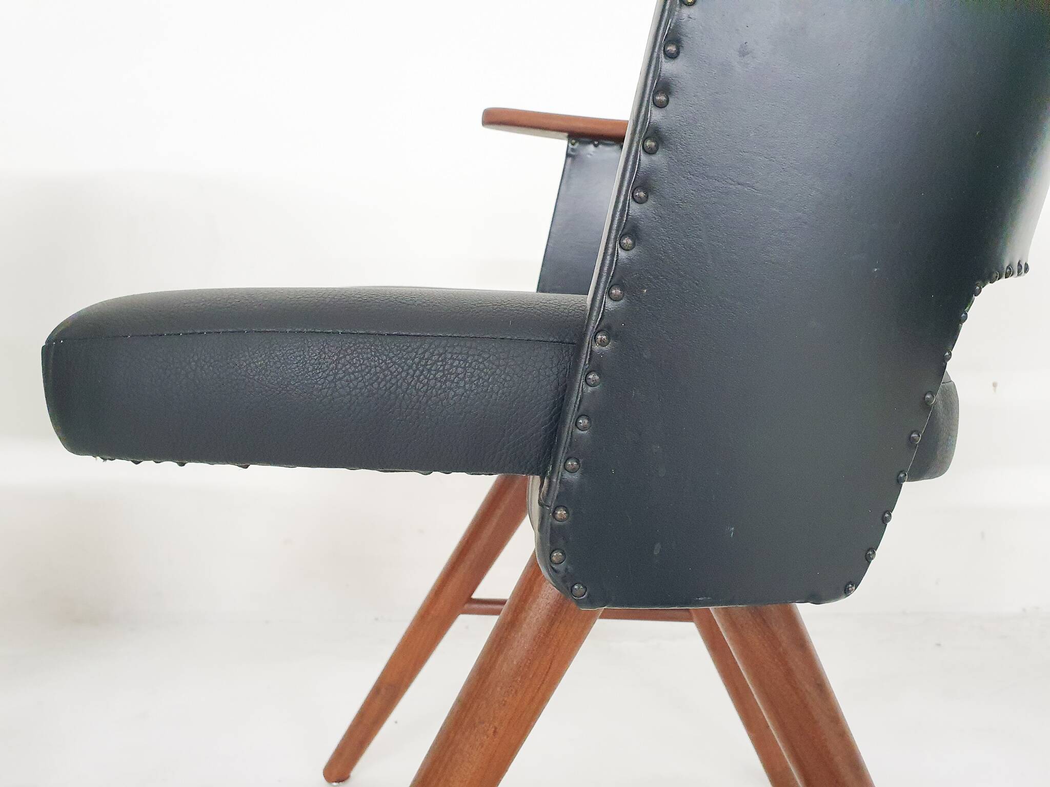 Set of four Cees Braakman for Pastoe model FT30 dining chairs, The Netherlands 1954