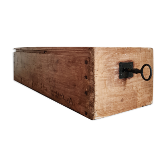 Old wooden drawer with key