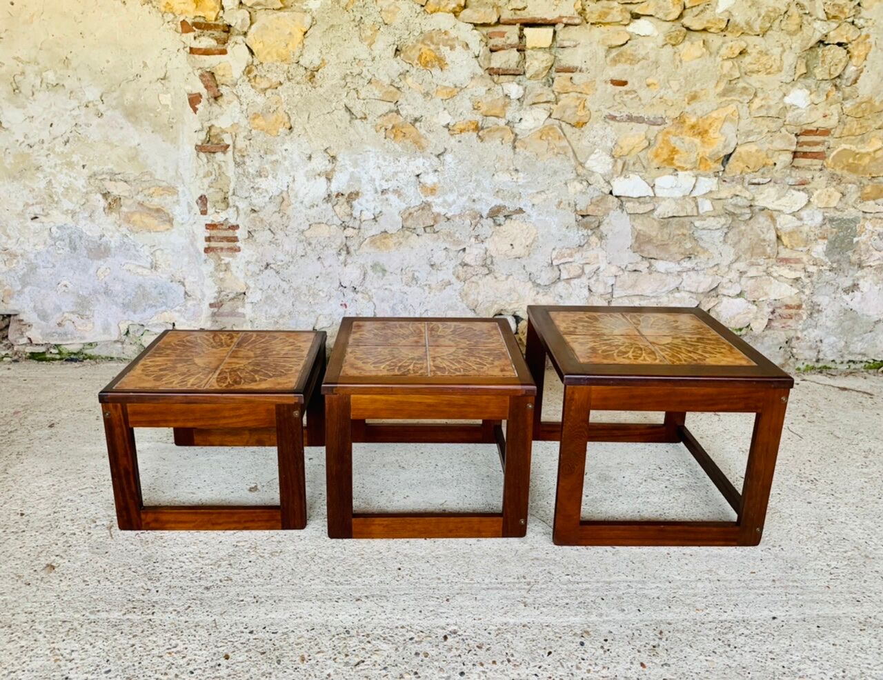 Tables gigognes en teck et céramique, scandinave , années 60