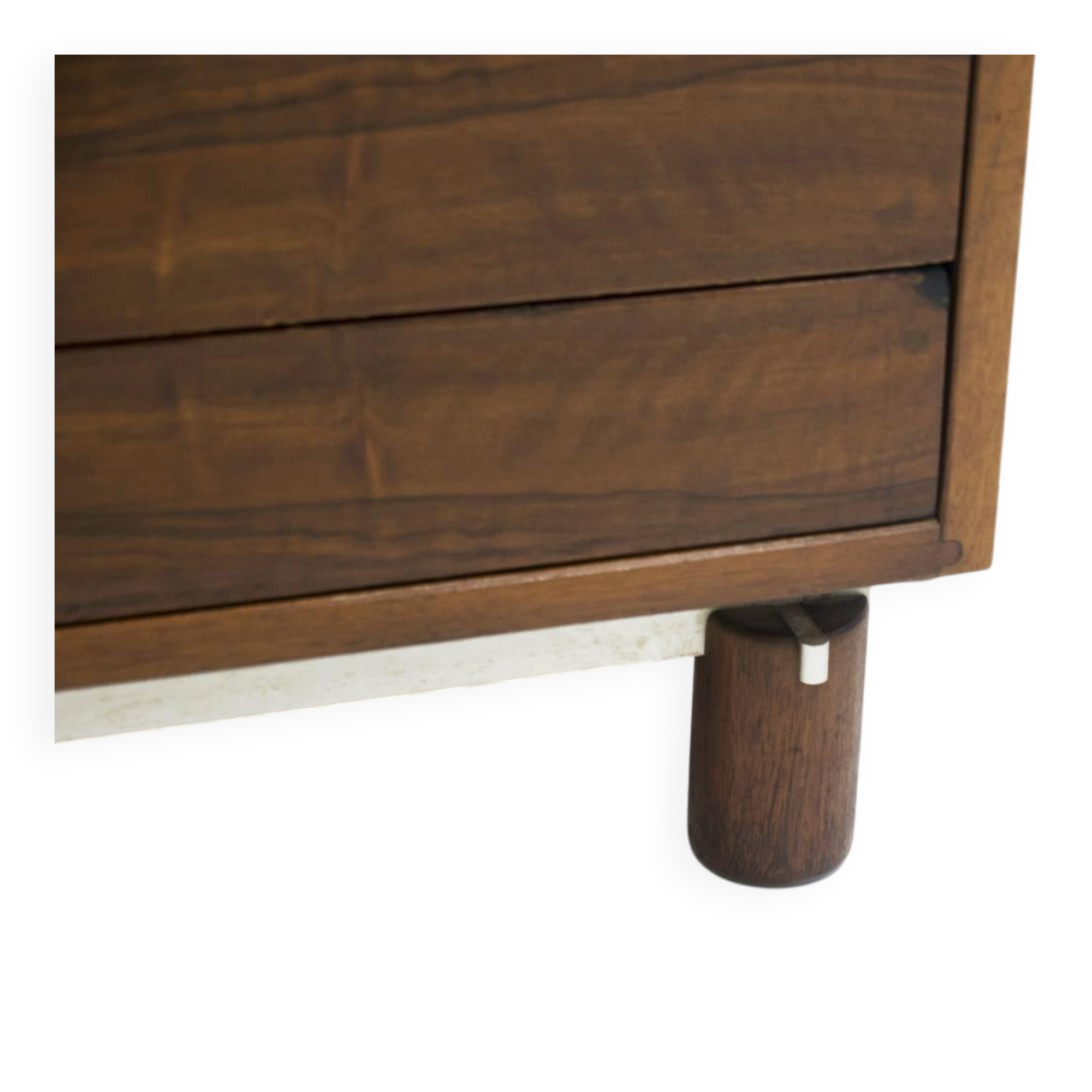 Walnut chest of drawers by Gianfranco Frattini for Bernini.