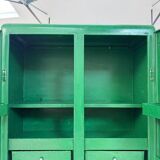 Armoire vintage en métal vert