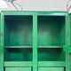 Armoire vintage en métal vert