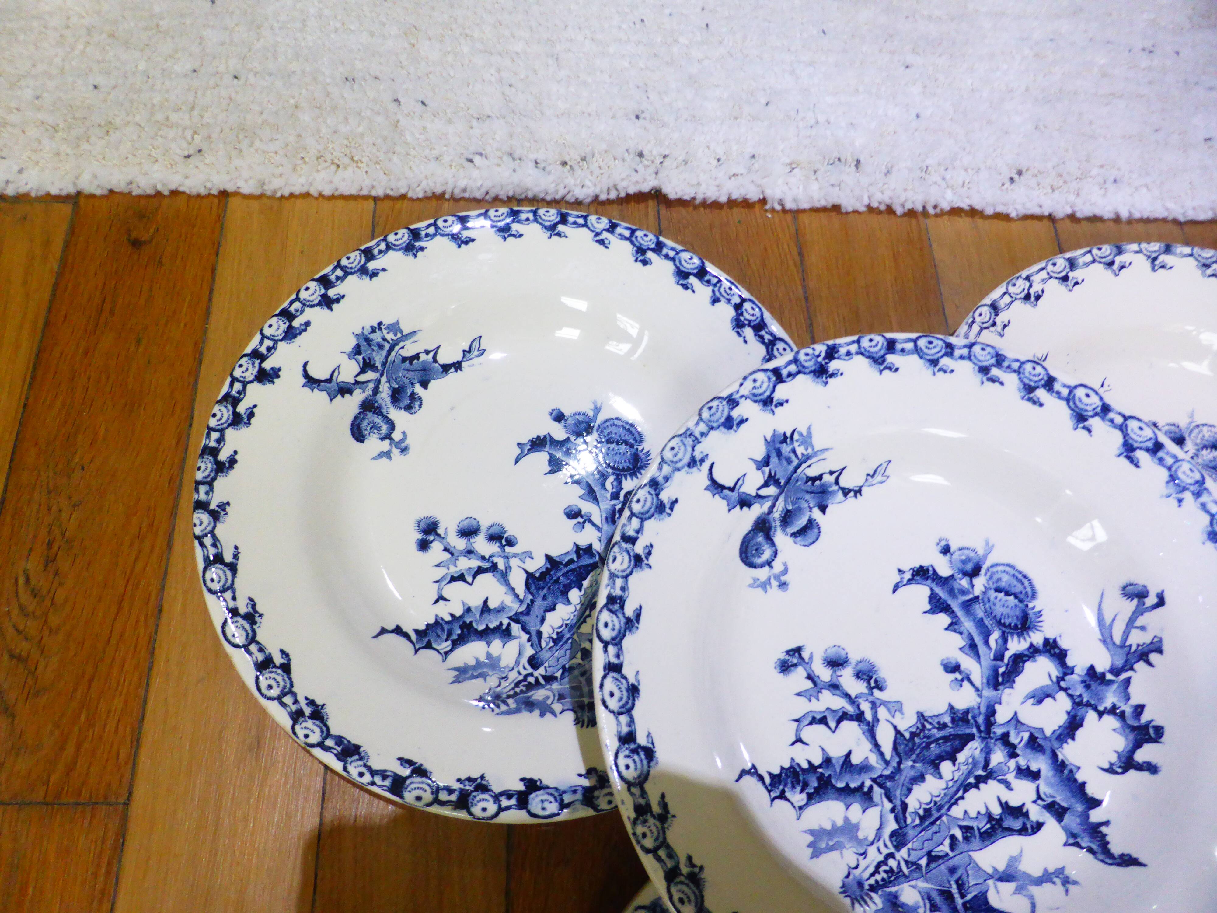 4 deep plates Gien Chardons (11)