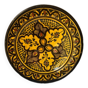 Colourful oriental plate