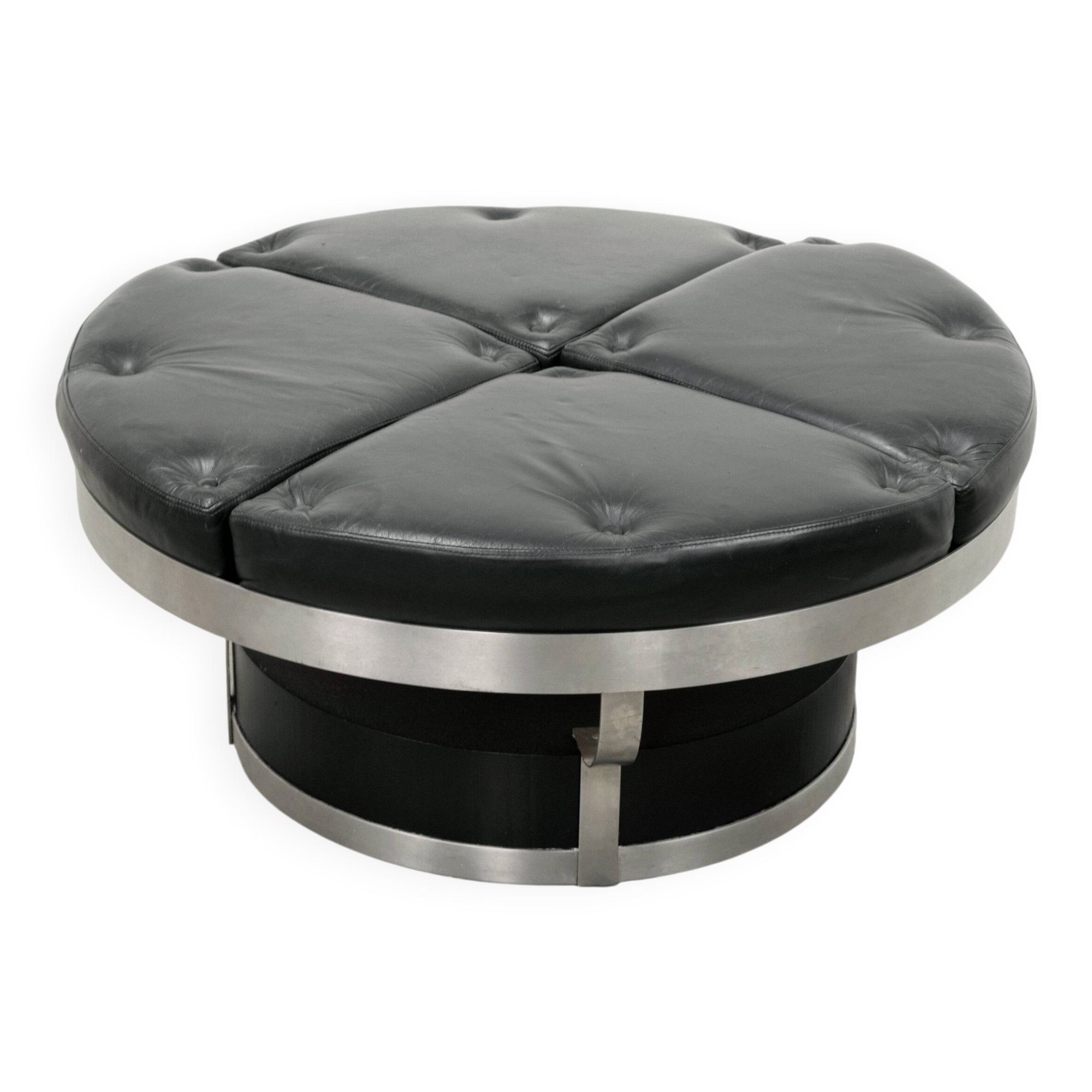Large Italian circular bench in leather, chromed metal structure, 1970