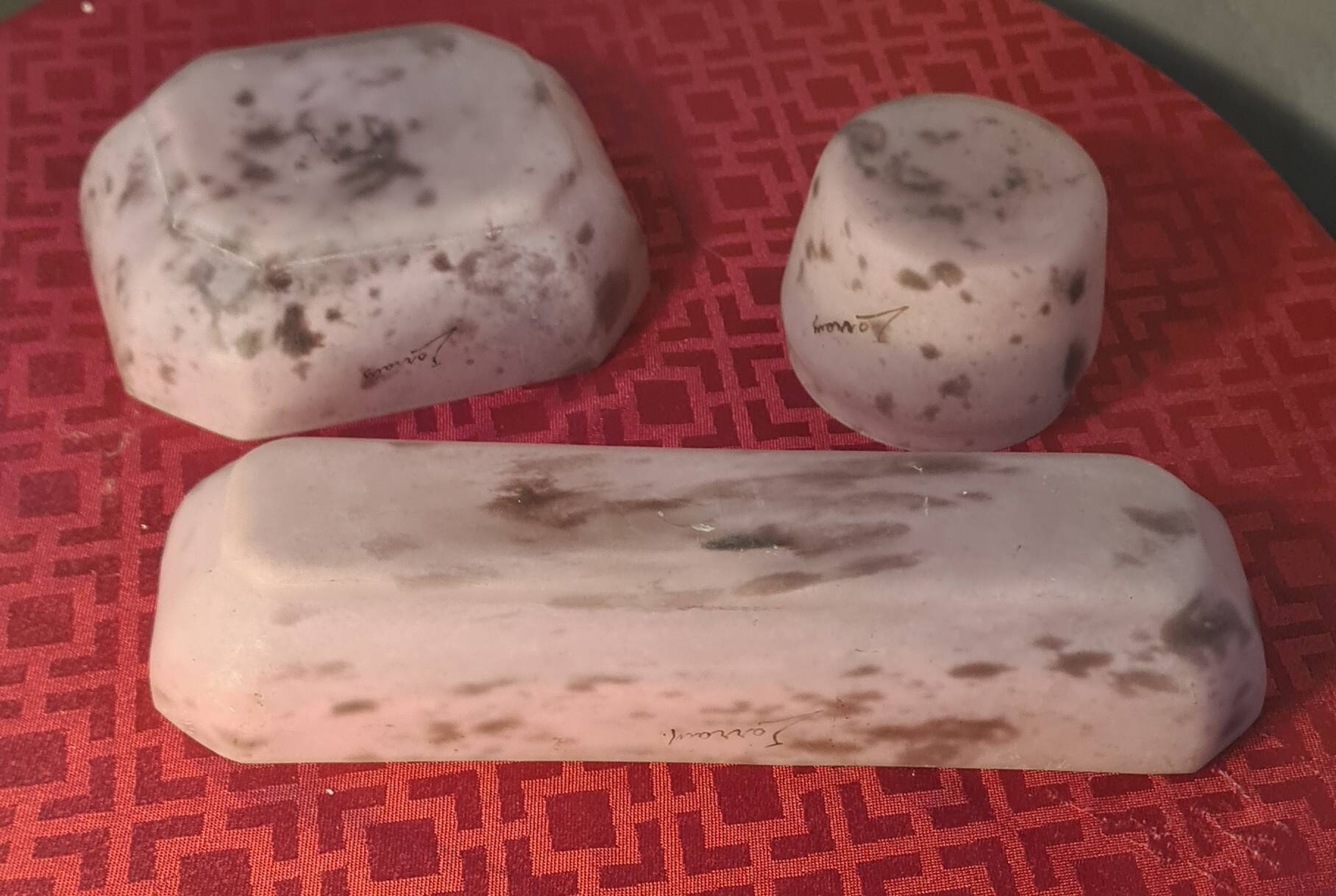 set of 3 pink glass paste 1920 signed Lorrain 23x13 good condition