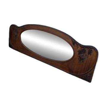 Bevelled oval mirror