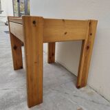 Regain bedside table in vintage pine