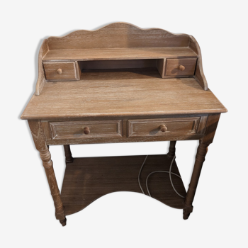 Dressing table style desk