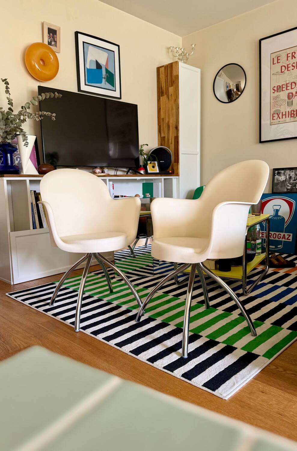 2 chaises Gogo de Marcello Ziliani par Sintesi