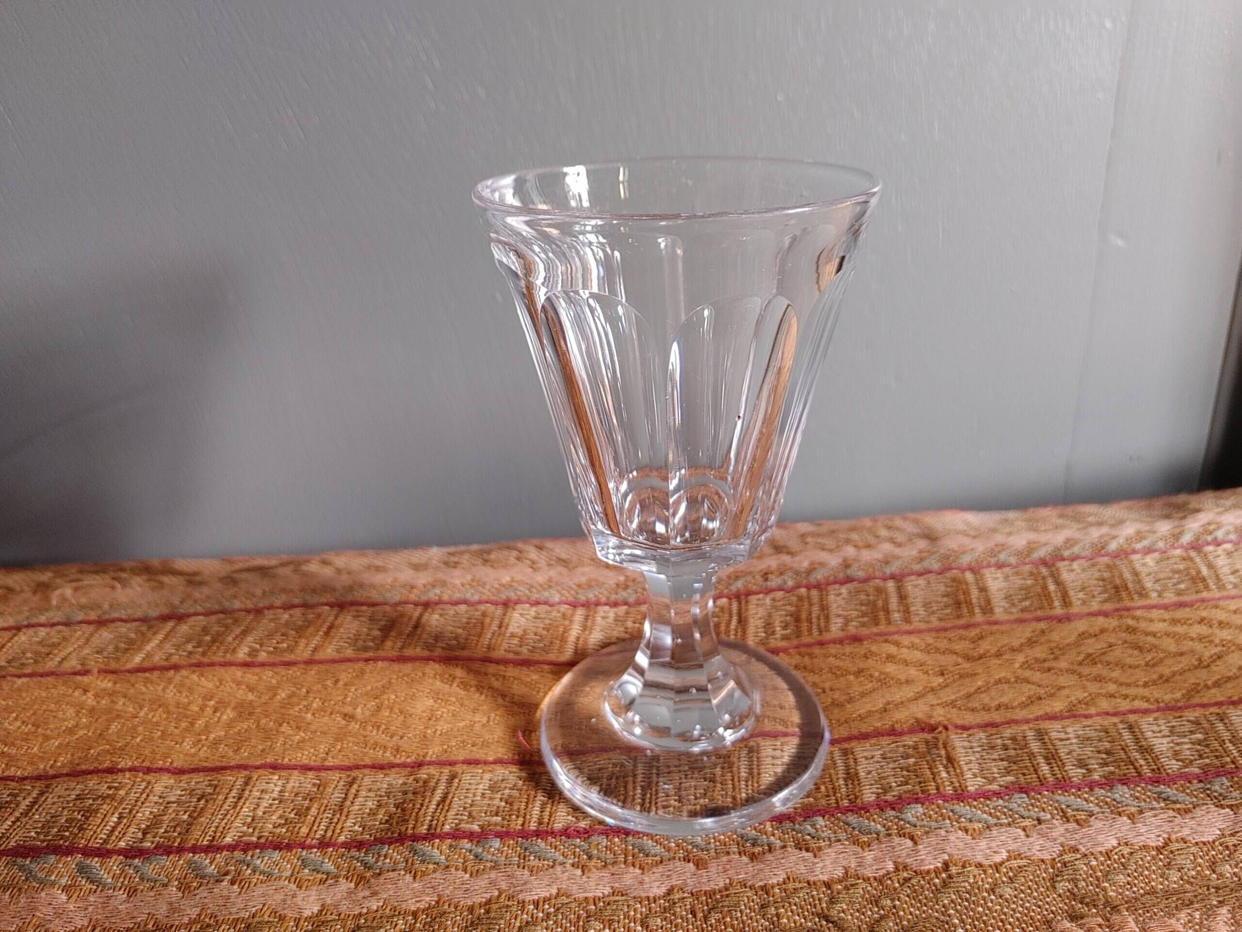 2 WINE GLASSES IN CUT BACCARAT CRYSTAL, 19TH CENTURY PERIOD CIRCA 1850 - 11.4CM