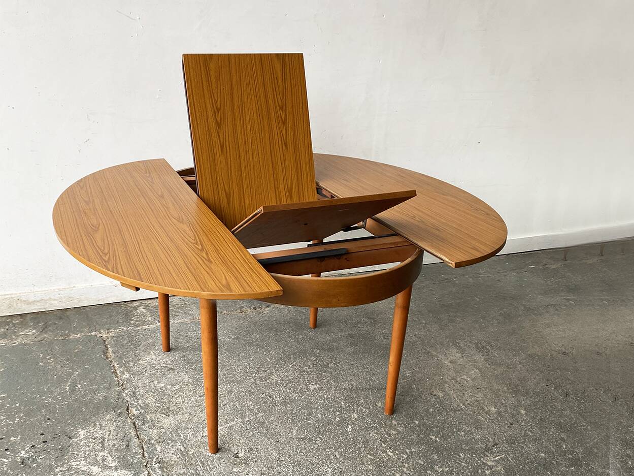 Mid-Century Modern 1960’s dining table and chairs set by Schreiber Furnitur