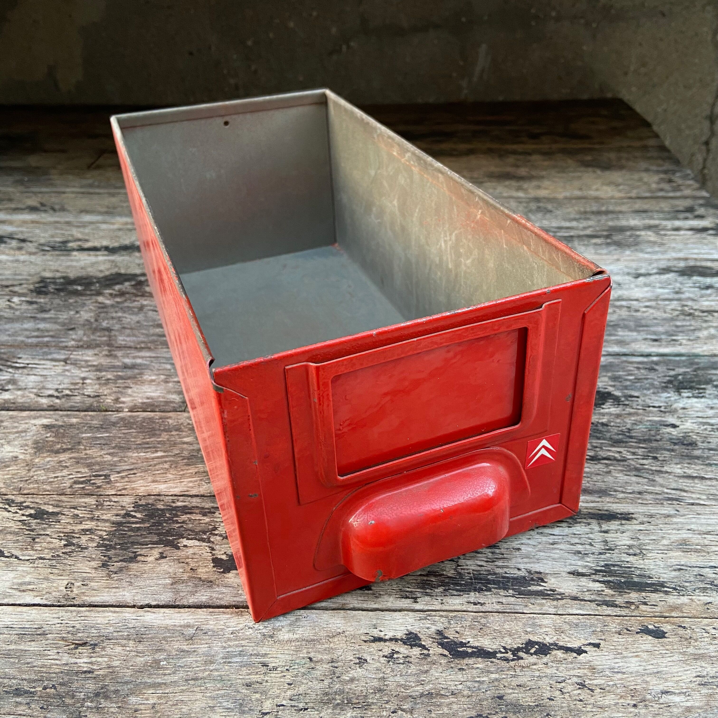 Industrial metal locker