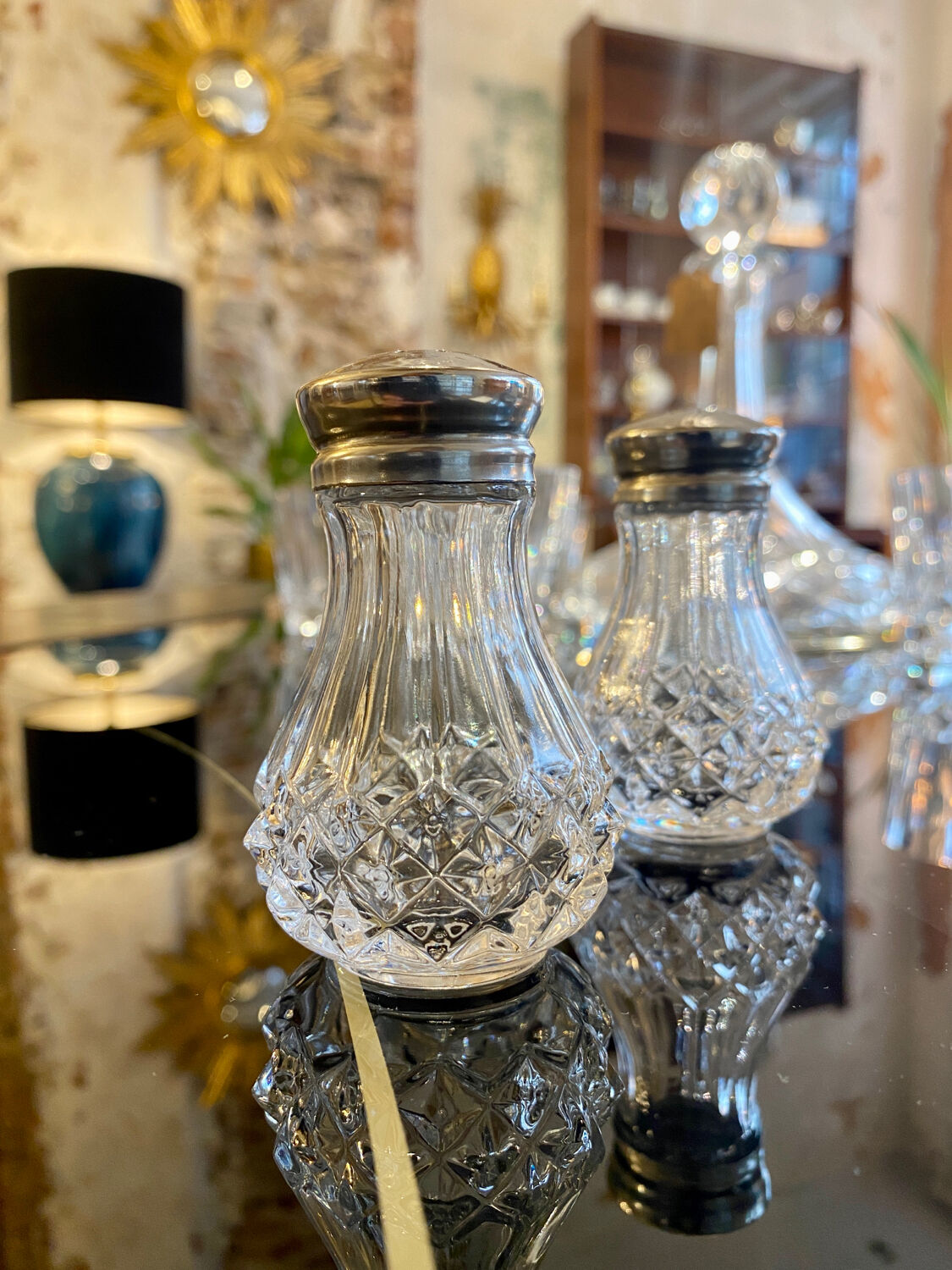 Salt and pepper crystal of Arques