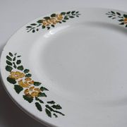 Plat rond à pied ancien signé Labrut frères fleurs