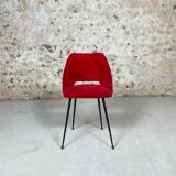 Red moumoute chair
