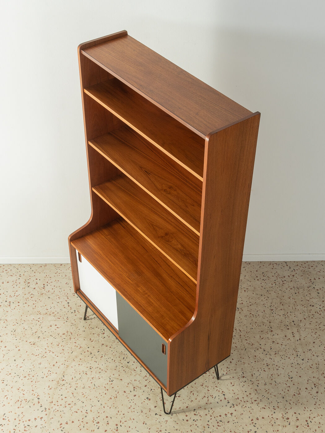 1950s dresser