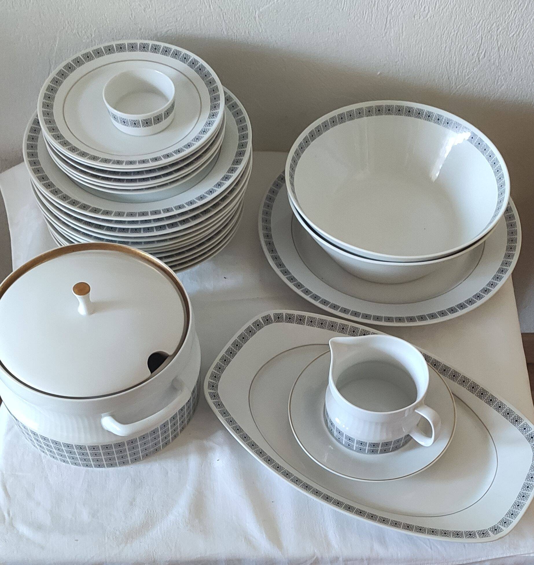 Service de table, Néfertiti Tchécoslovaquie