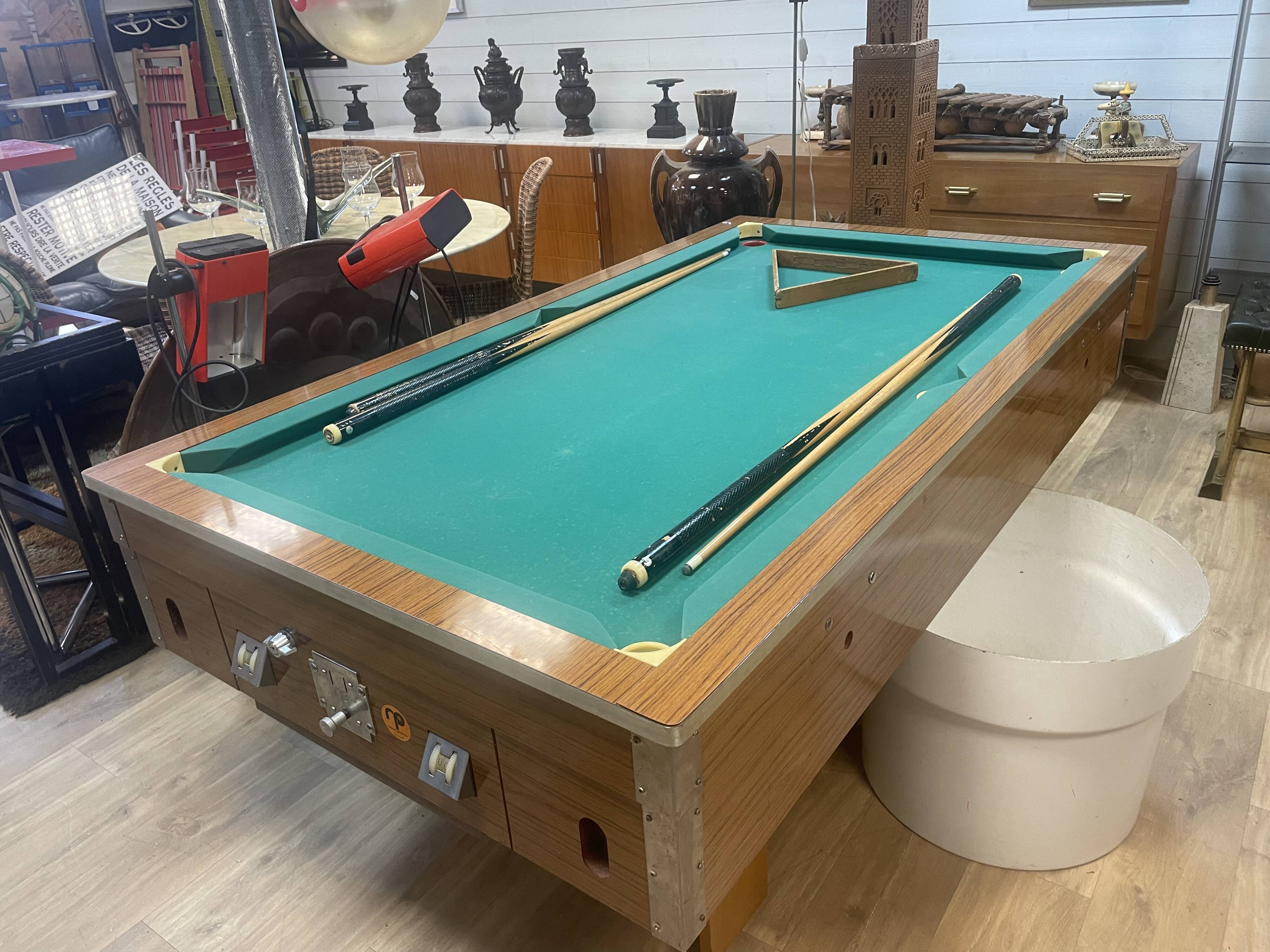 American billiards of bistros rené pierre 1970