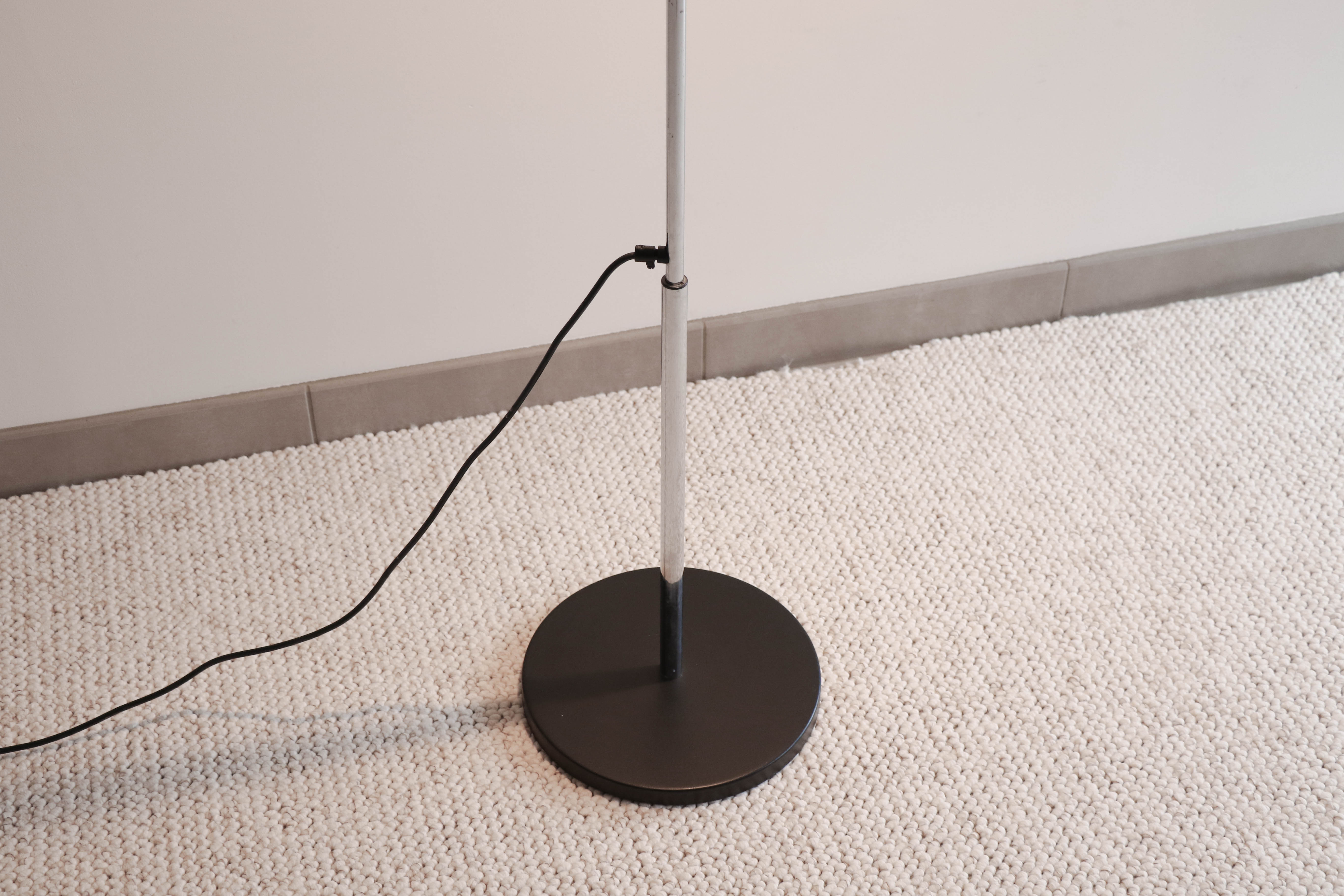 Ernesto Gismondi, Camera Terra lamppost, Artemide, 1980s
