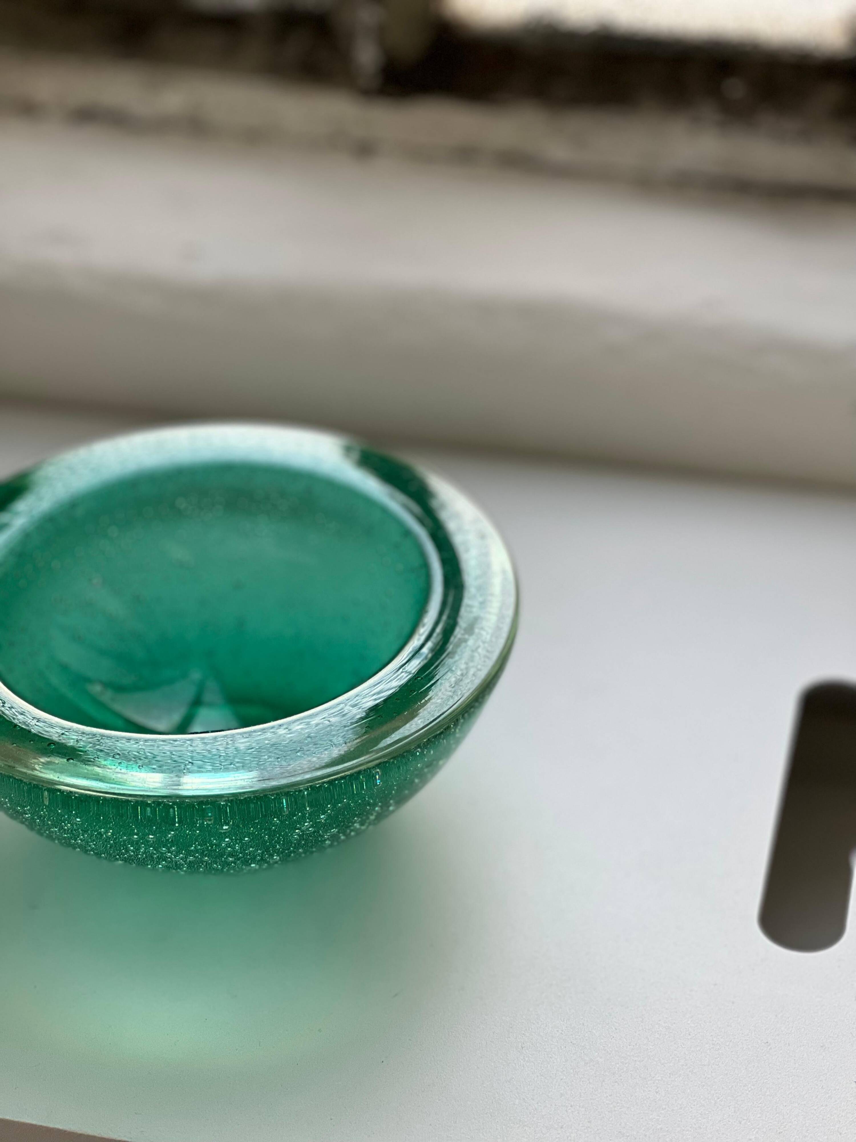 Bol vintage "Bullicante" en verre de Murano, de style Seguso, décoratif rare.