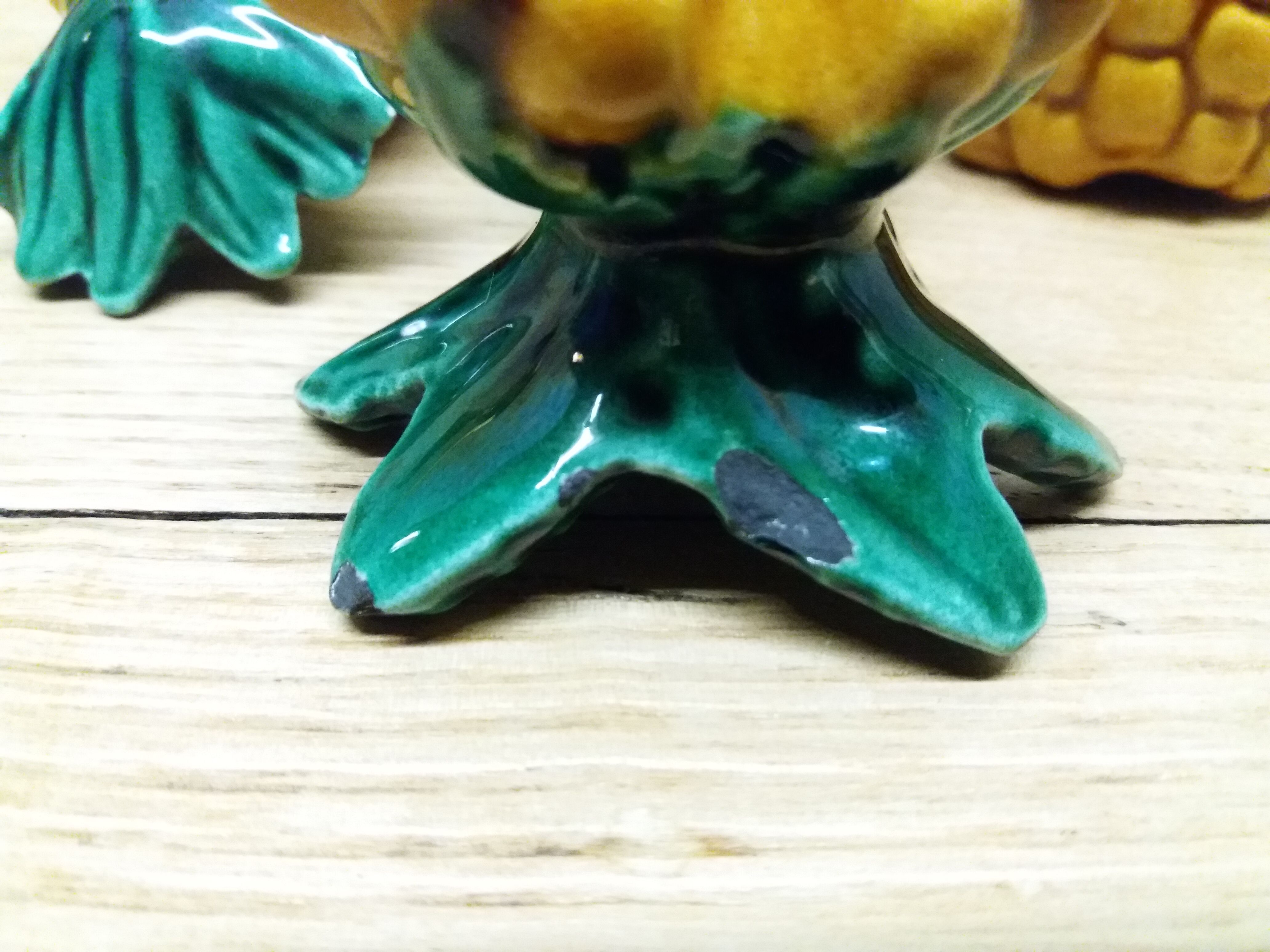 Servant Vallauris Pineapple