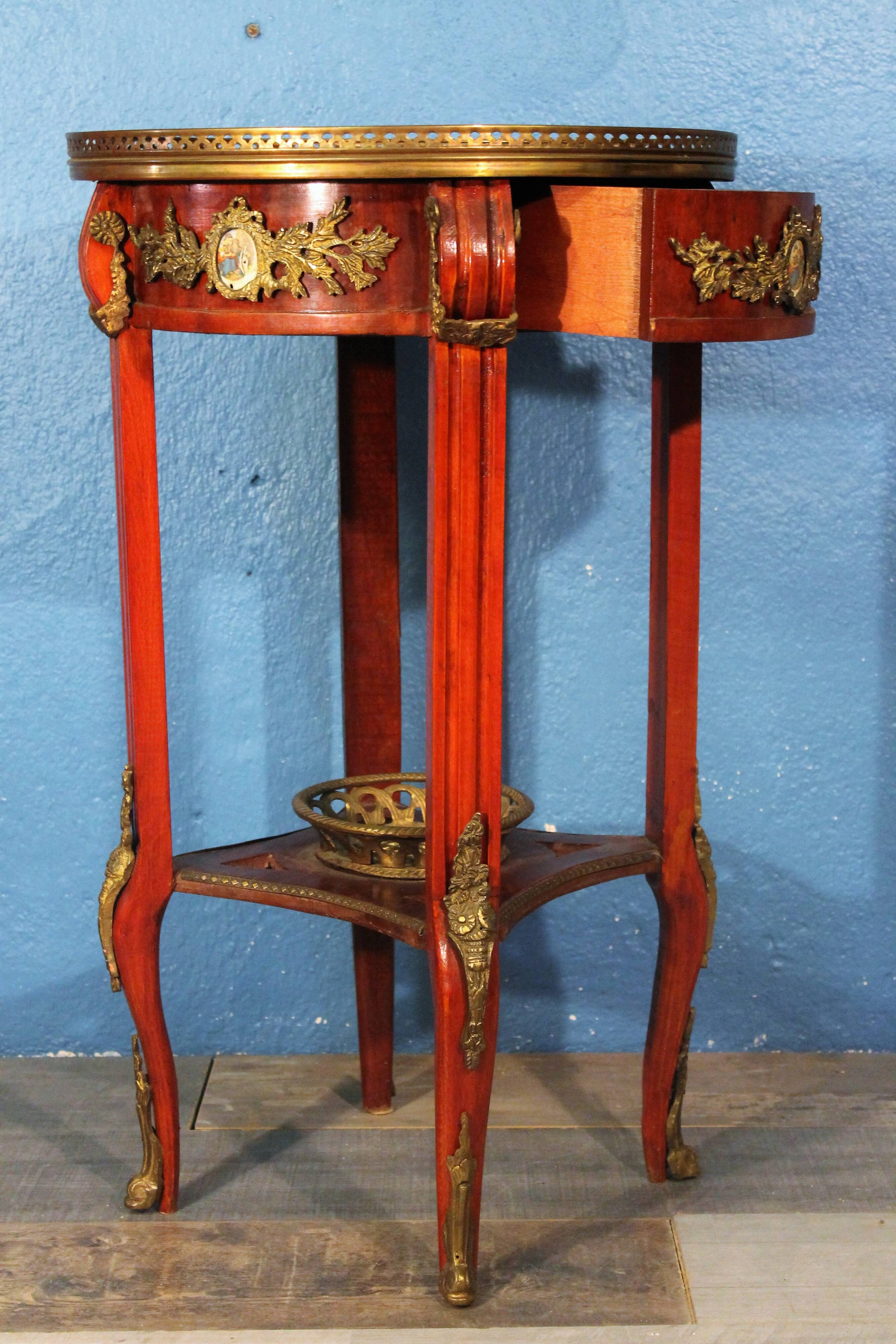 Guéridon style XIXème