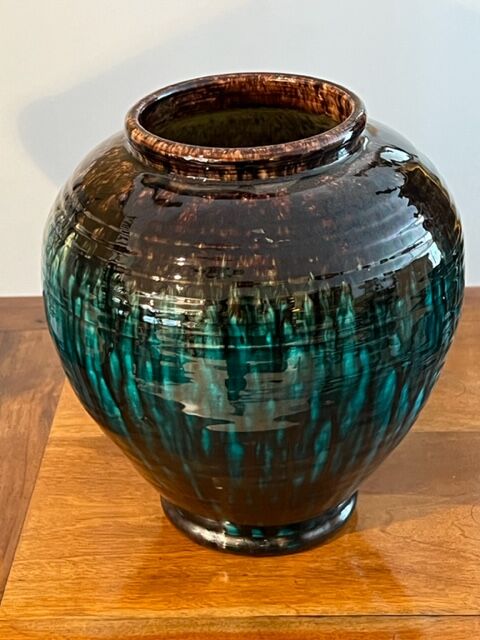 Ceramic vase from Accolay Design