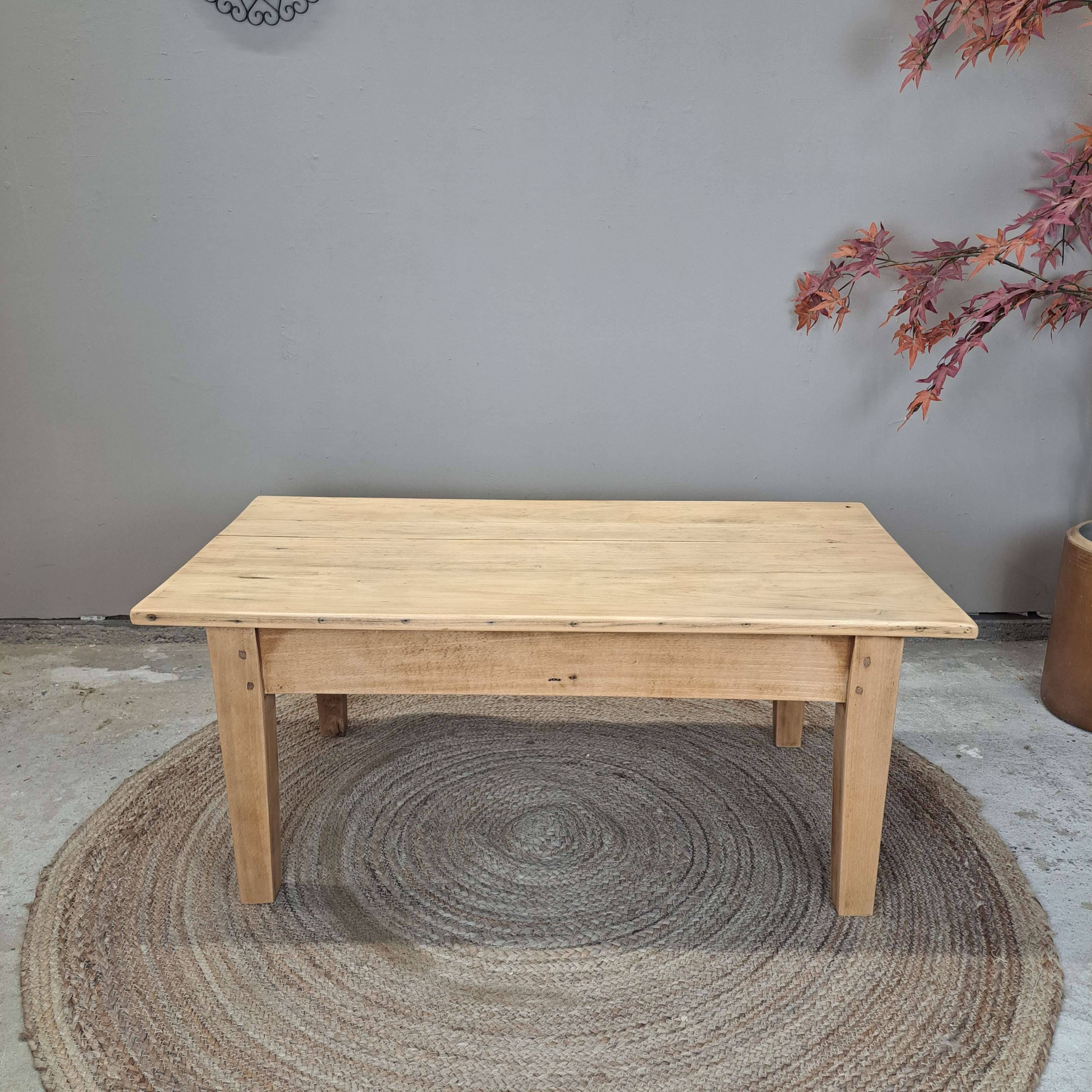COFFEE TABLE
