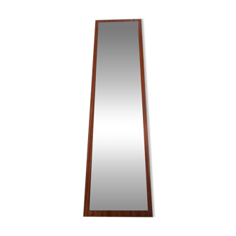 Scandinavian mirror in solid teak from the 60s-70s.