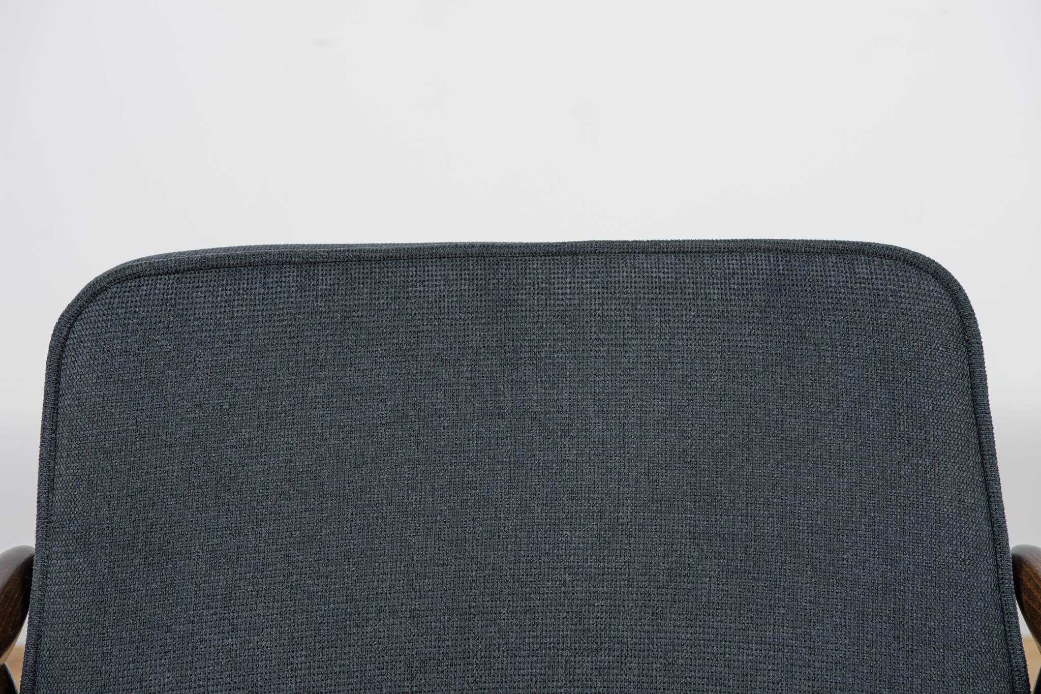 Mid Century Modern GFM-87 Armchair by Juliusz Kedziorek for Gościcińskie Fu