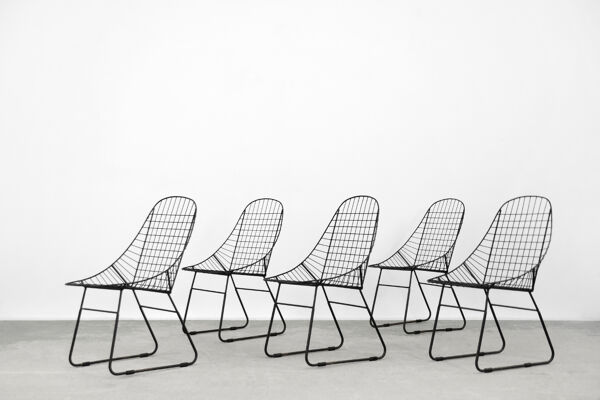 Chaise prototype originale vintage scandinave moderne du milieu du siècle en fil noir minimaliste, années 1960, ensemble de 2