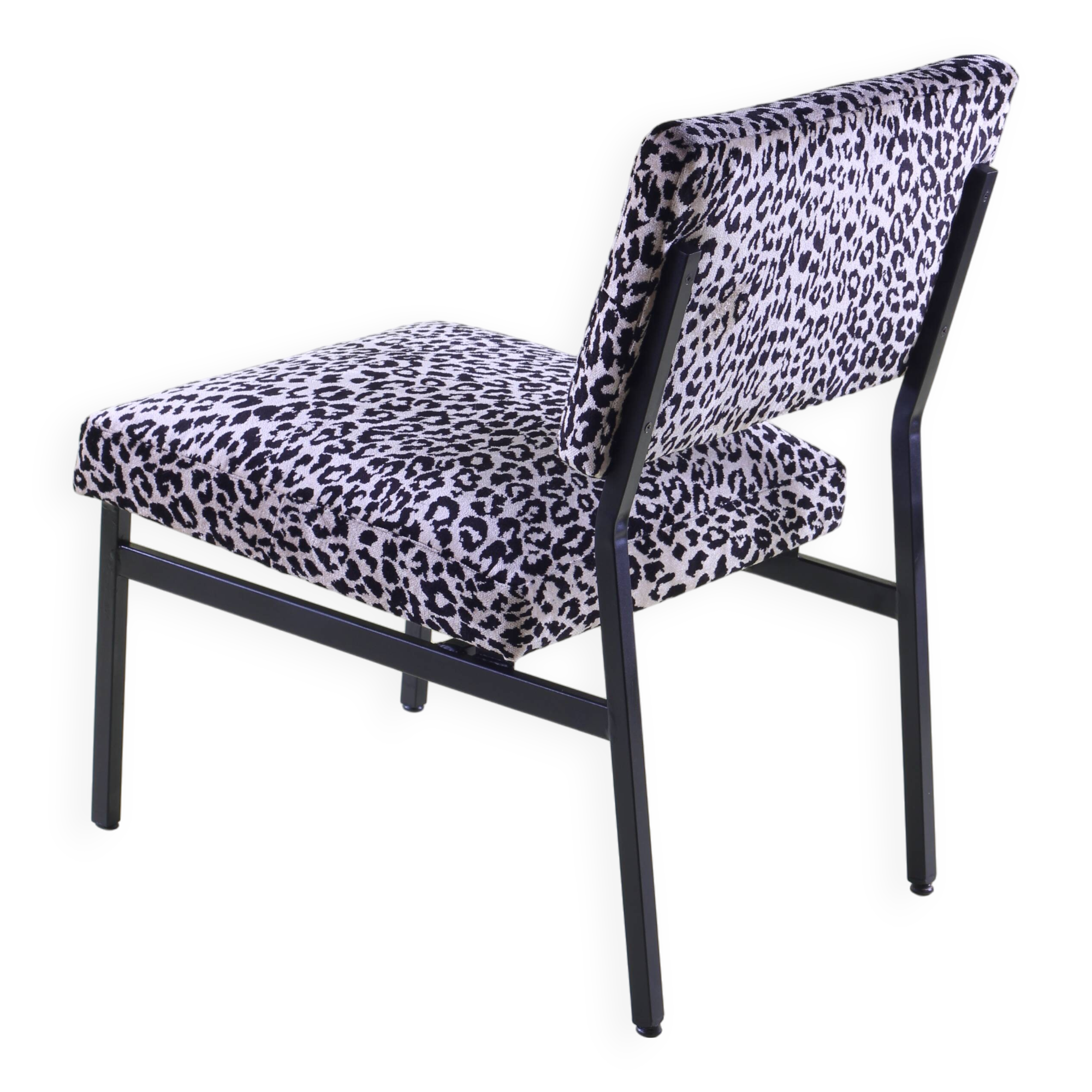 Fully restored 1950s-60s leopard print chaise lounge