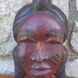 Ancien masque ethnique