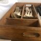 Range-couverts en bois