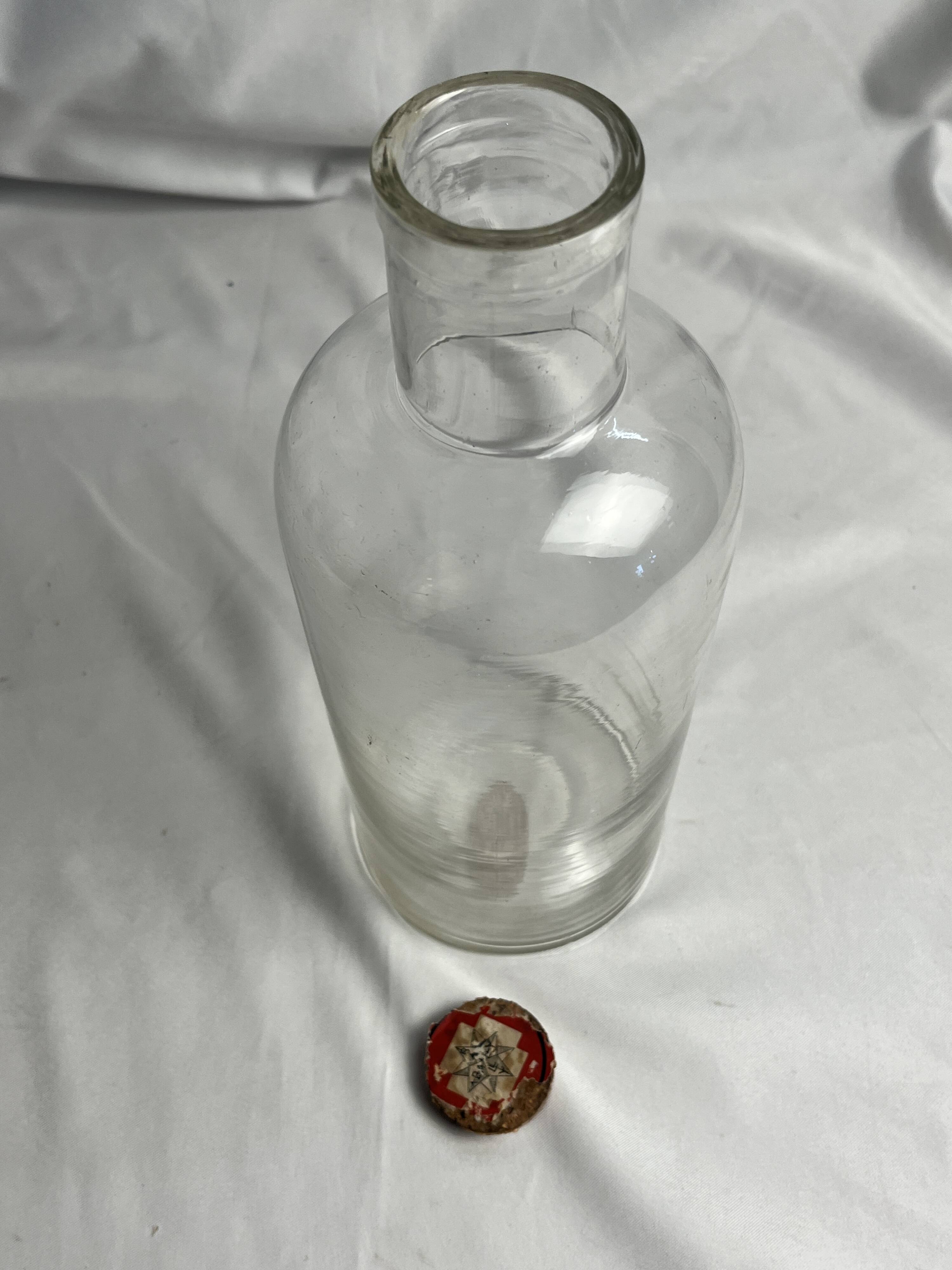 Old Bailly pharmacy laboratory bottle, early 20th century