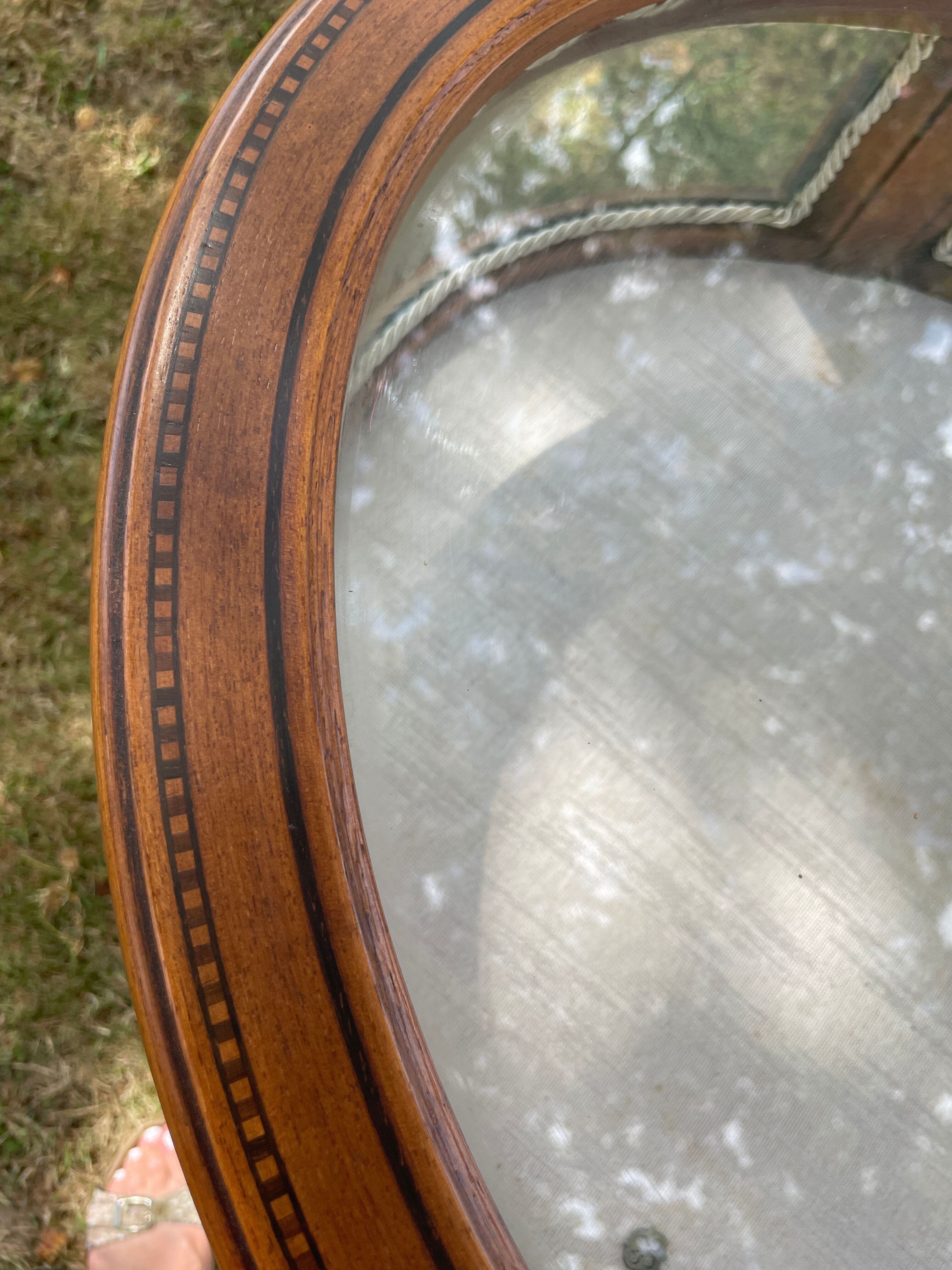 Vitrine sur pied vintage