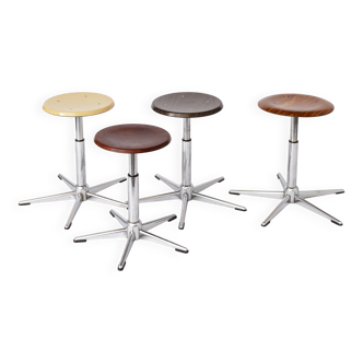 Set of 4 Vintage Industrial Stools 1970s, Chrome Adjustable Stools
