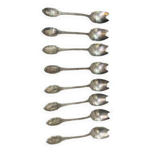 6 cuillères à sorbet,