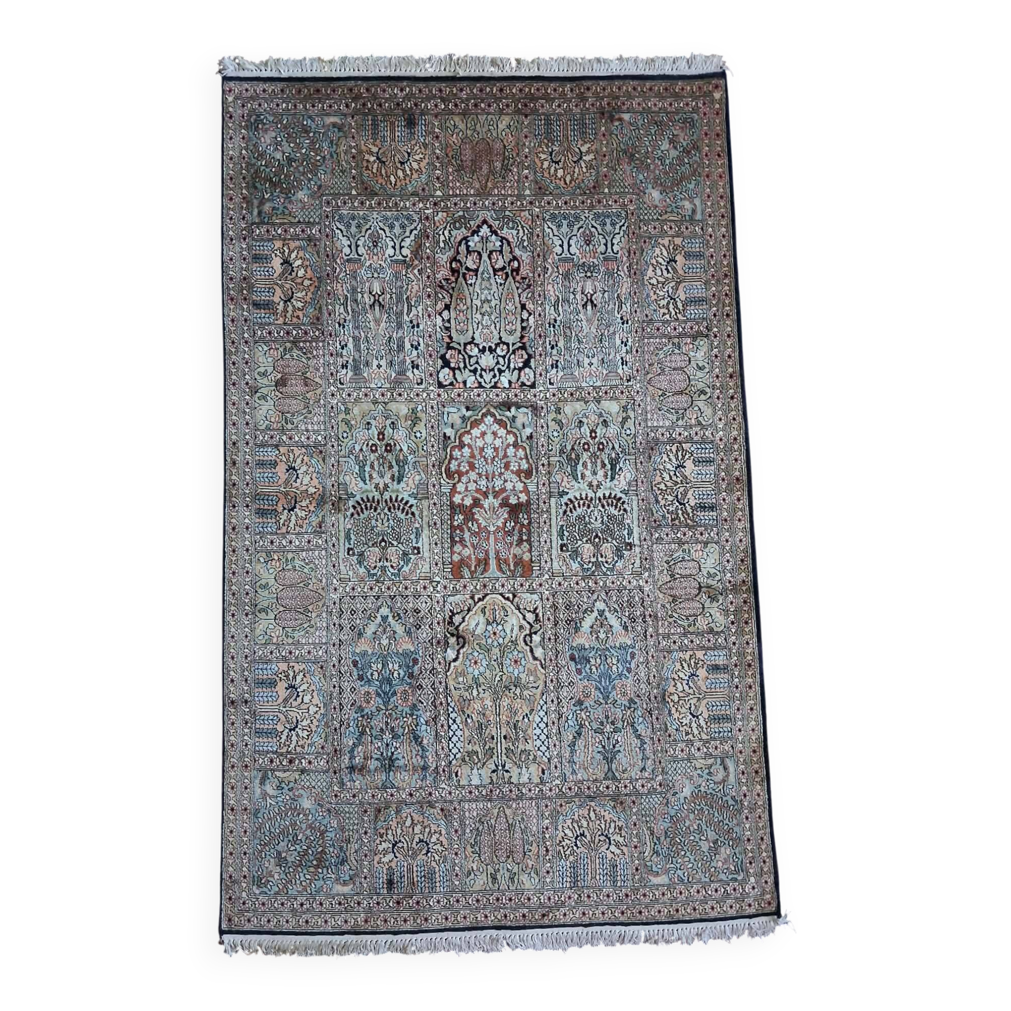 Handmade Indian Kashmiri silk rug 196x122cm