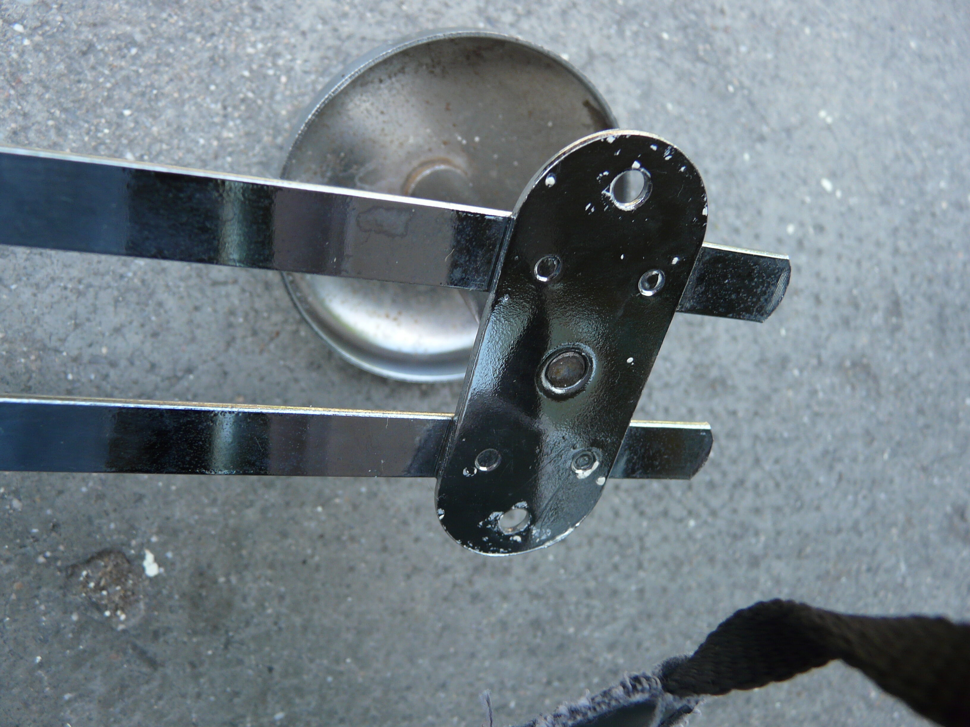 Coat rack in chromed steel 3 hooks 70s