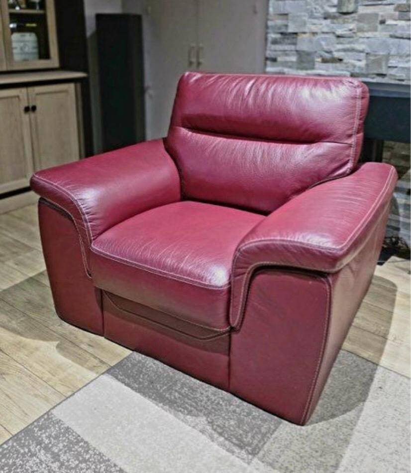 set of 2 Giovanni club armchairs