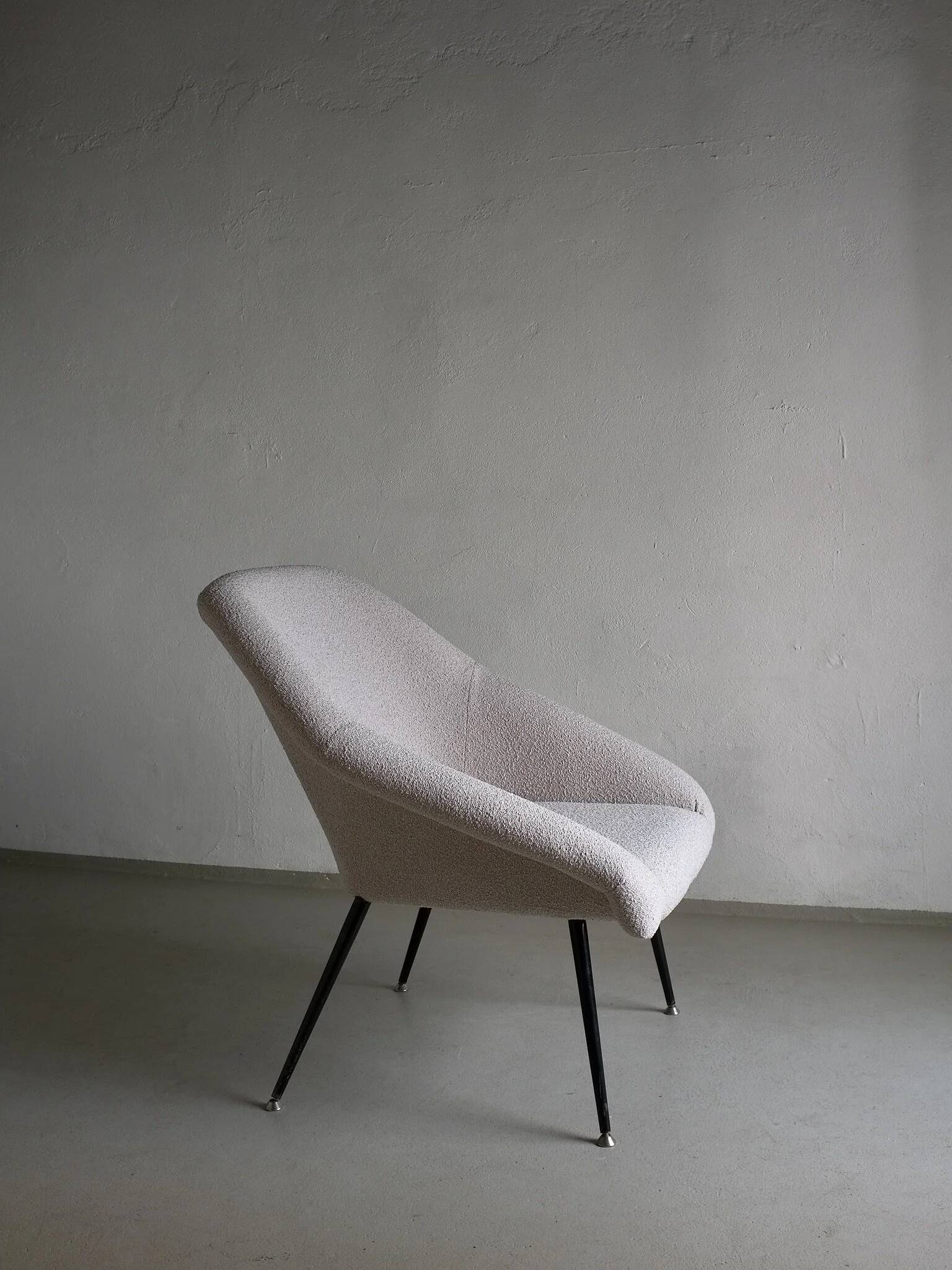 Gray boucle shell armchair | Germany | 1960s