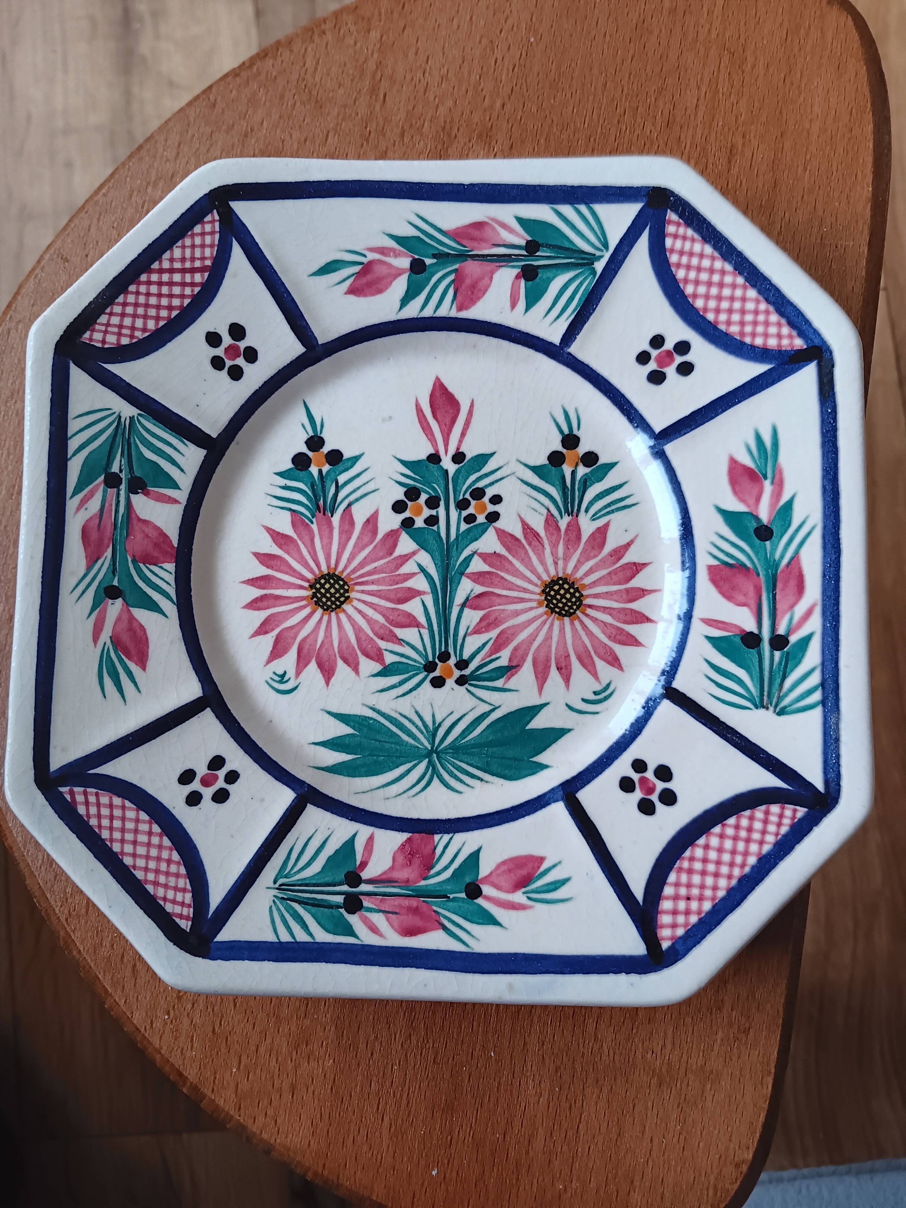 Small HB Quimper plates