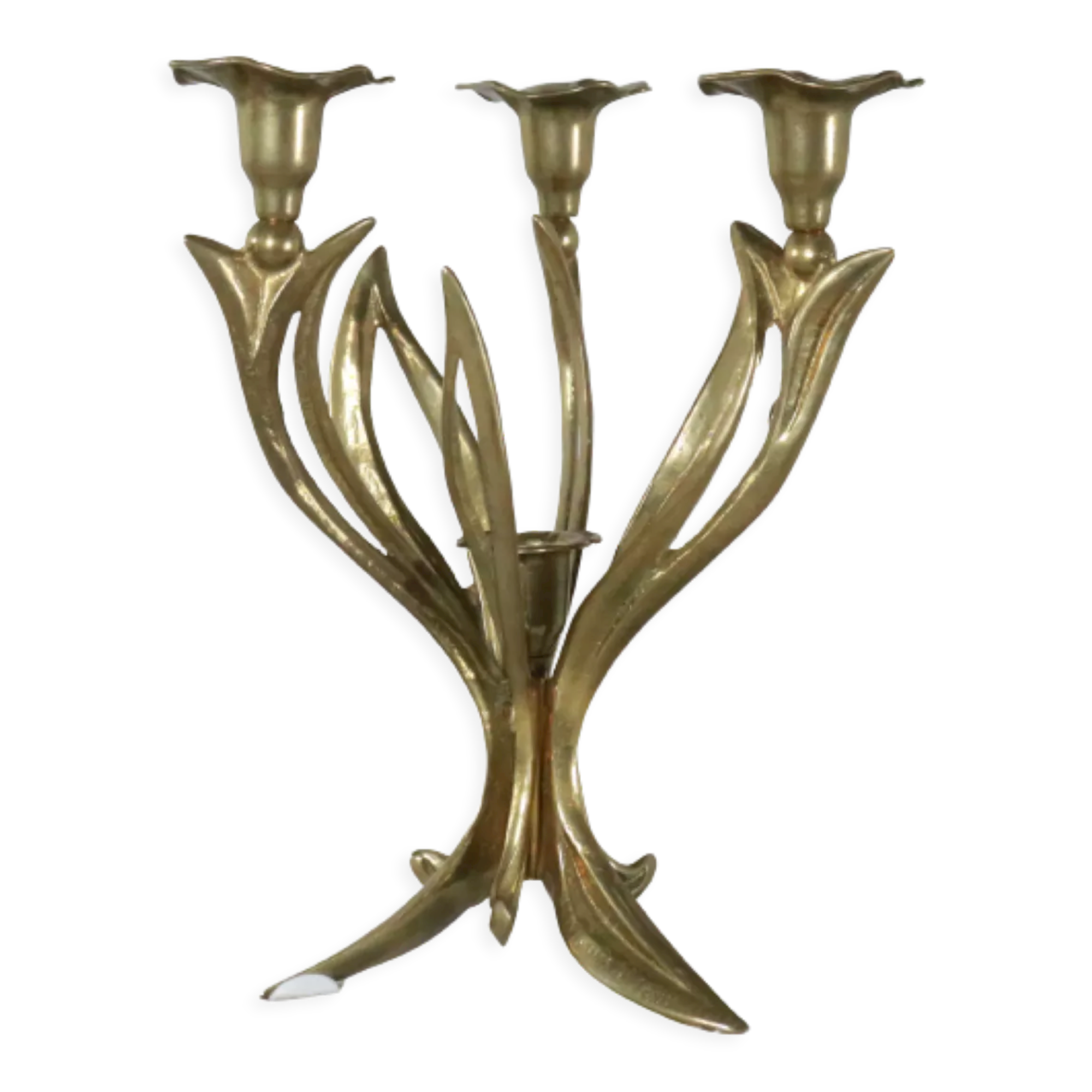 Brass cande holder flowers