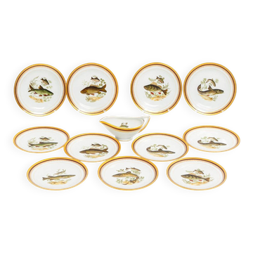 Porcelain plates and fish decoration sauce boat from Limoges, 1980s, set of 13.
