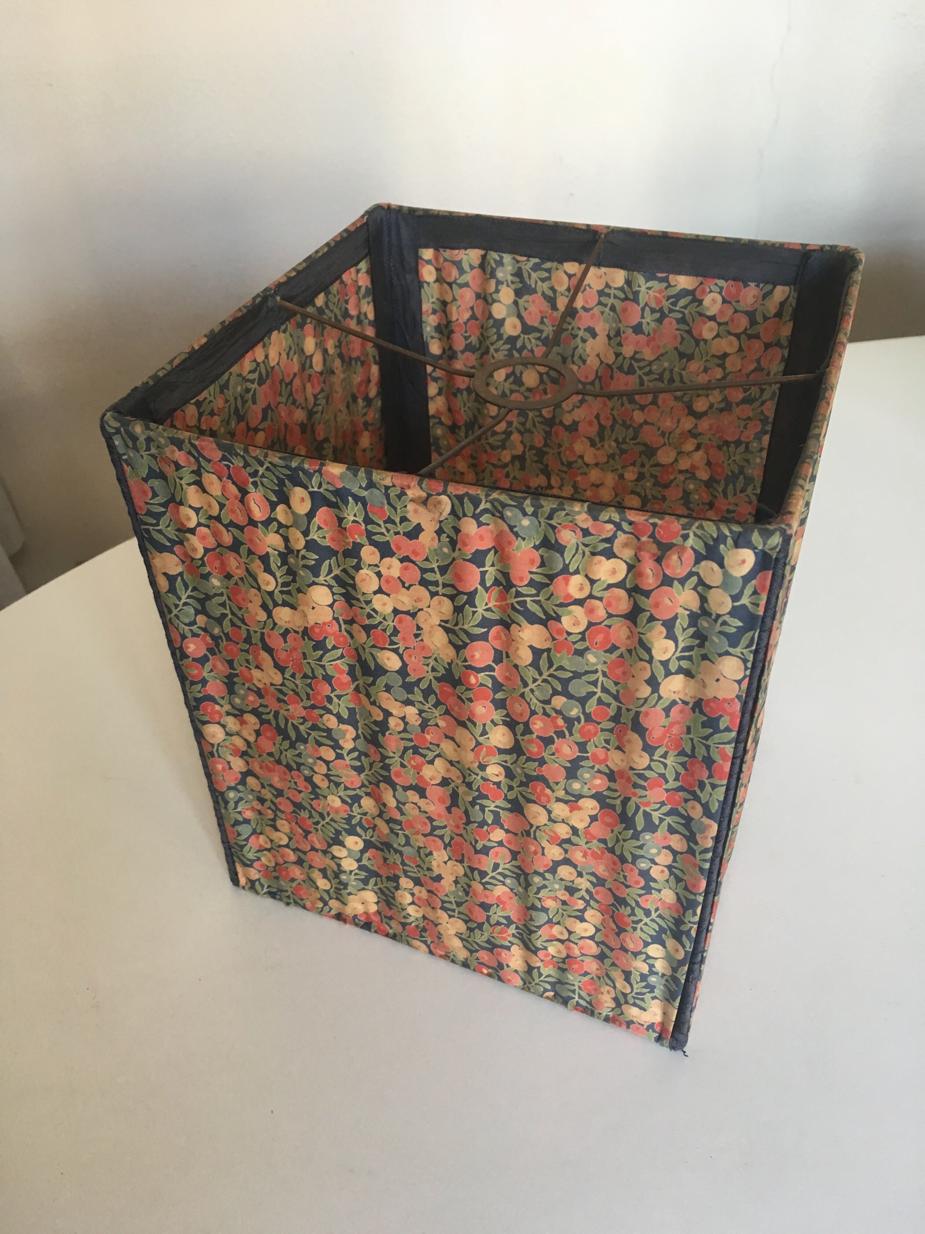 Suspension lampshade in Liberty of London 70s