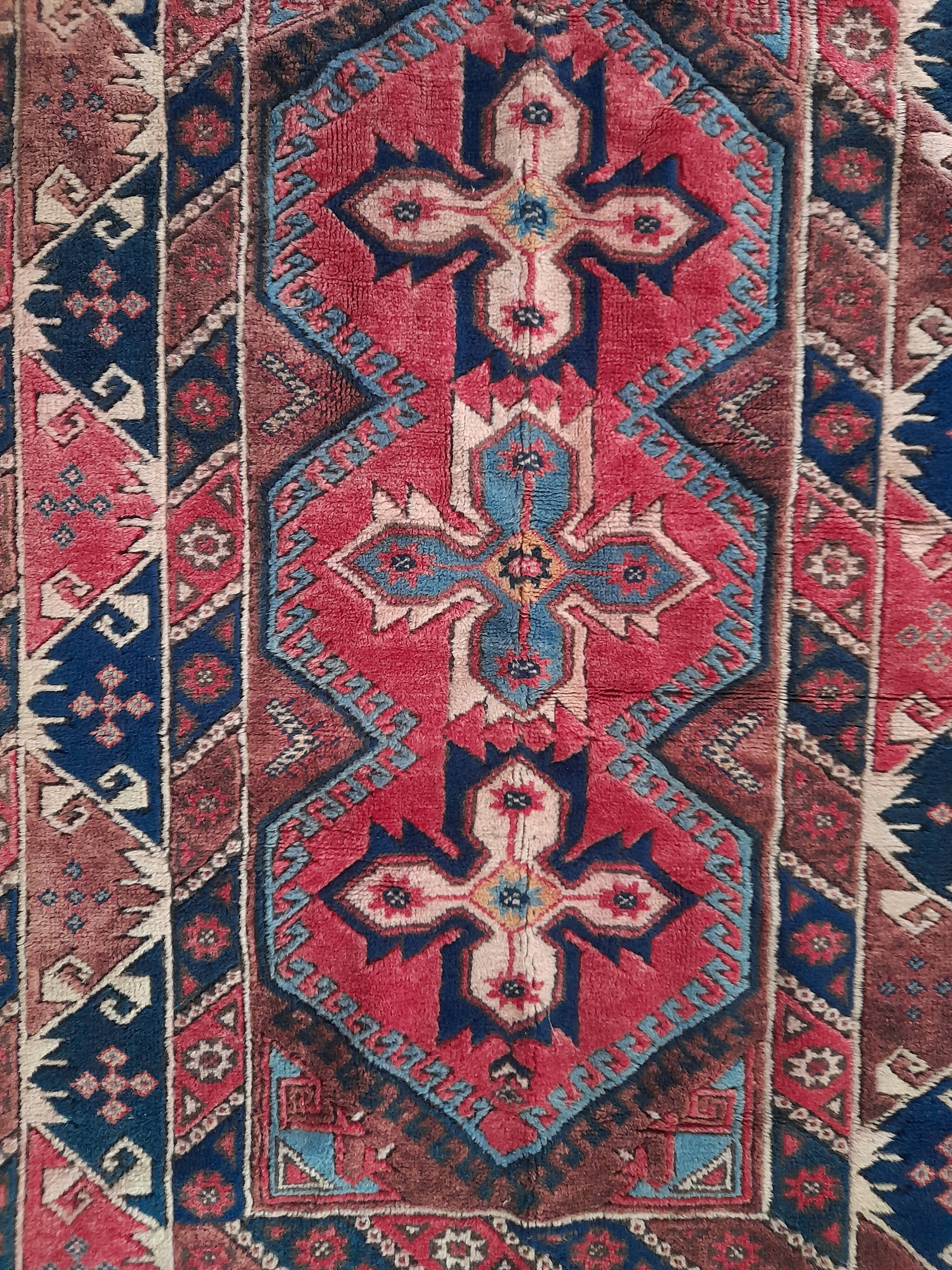 Handmade carpet 186x112 cm