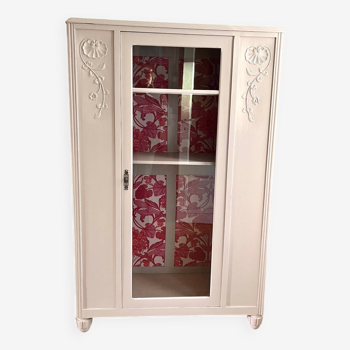 Glass cabinet