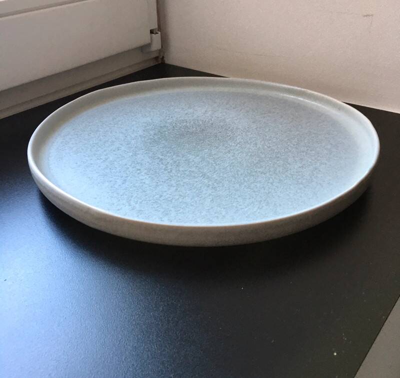 Stoneware presentation plate 26 cm